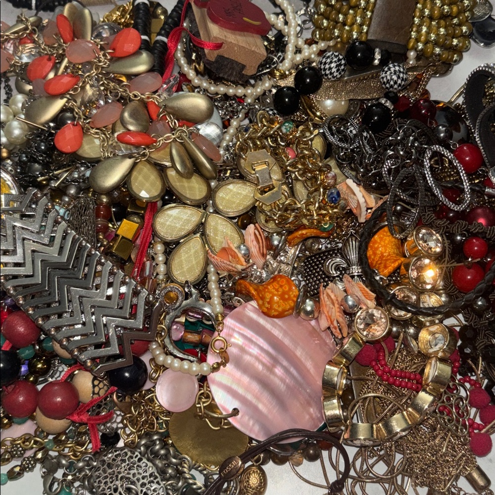 4 LBS Craft Jewelry Lot Broken Craft Harvest Repurpose Salvage Scrap
Damaged